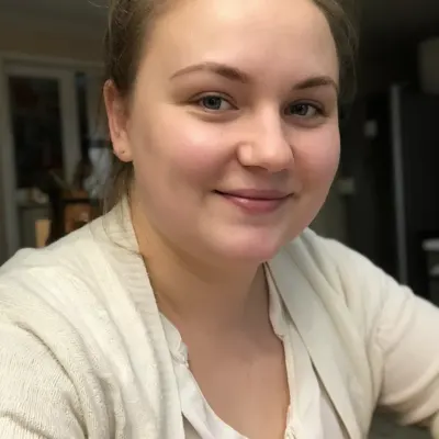 tiny_lady